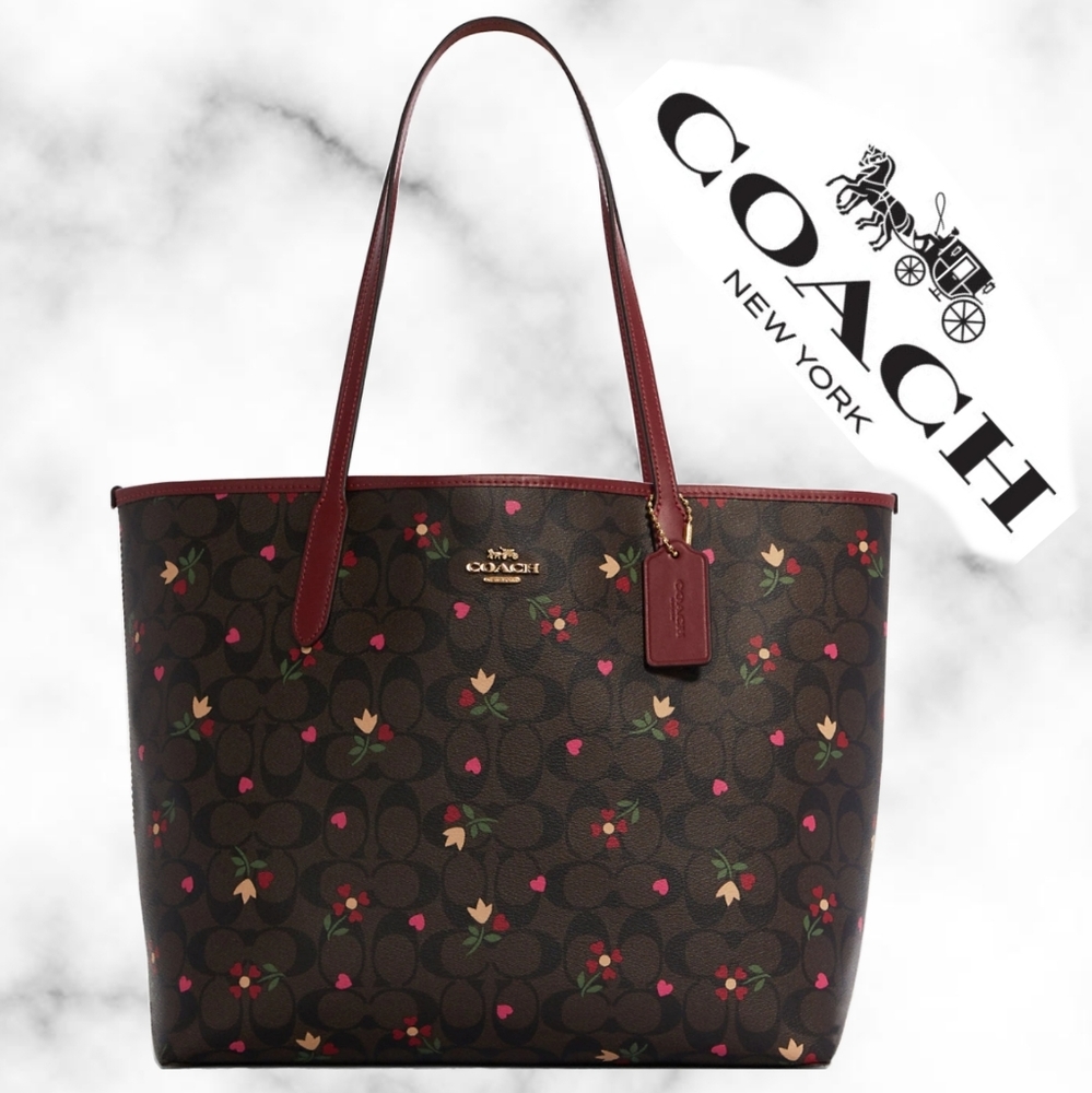 Coach City Tote In Signature Canvas With Heart Petal Print